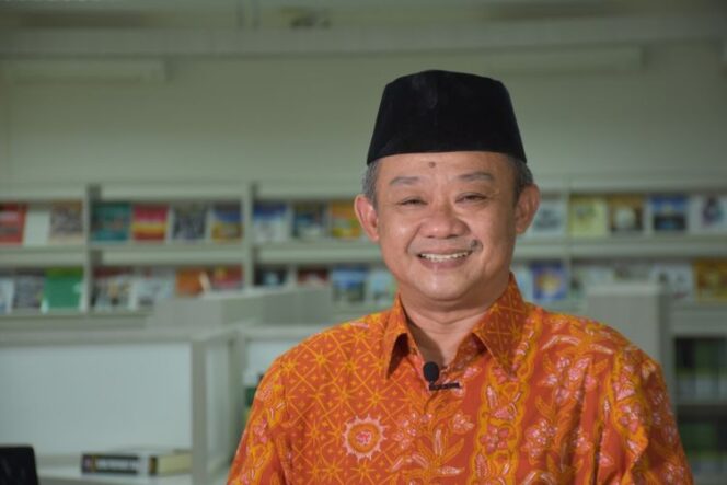 
 Sekjen PP Muhammadiyah, Abdul Mu'ti, mengkritik sejumlah asumsi-asumsi yang sering dilontarkan untuk menunda Pemilu 2024
 (foto:google)

