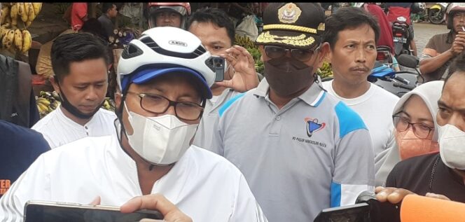 
 Danny Pomanto Ajak Warga Hidup Sehat, Serukan Makassar Sehat Dengan Rebusan