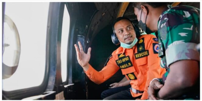 
 Gubernur Sulsel Naik Helikopter Pantau Perairan Selat Makassar