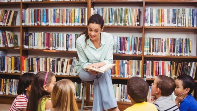 
 Ilmu mendongeng: Apa manfaat mendengarkan cerita untuk otak kita . image / iStock  