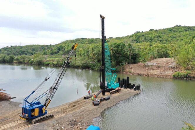 
 Gubernur Sulsel Berikan Rp 30 Miliar Bangun Jembatan Kembar di Parepare