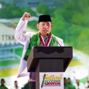 Kapolri Hadiri Tradisi Keceran
