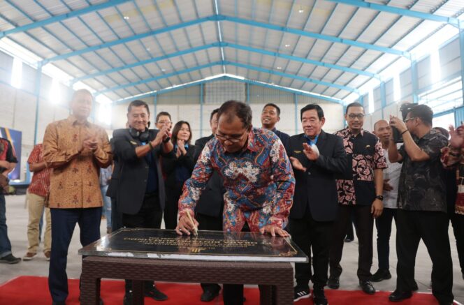 
 Walikota Makassar Hadiri Grand Opening Pabrik Injeksi Plastik PT Graha Bintang Sumaindo