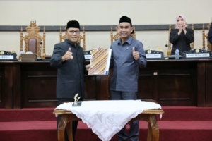 Ketua DPRD Kota Makassar