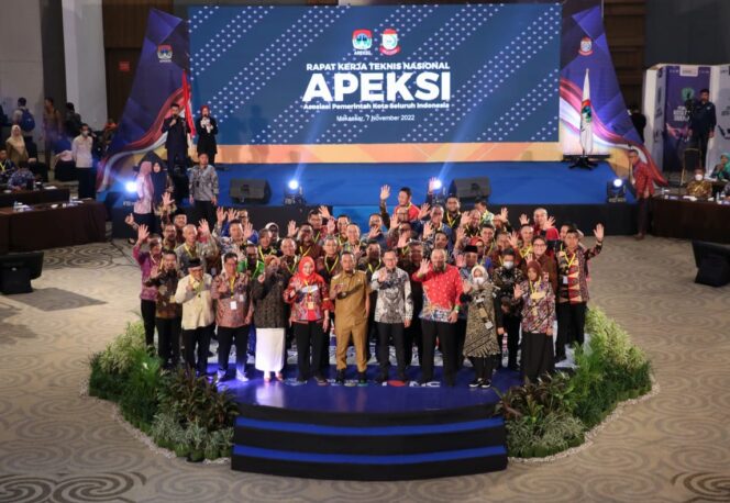 
 64 Kota Ramaikan Rakernis APEKSI 2022 di Makassar