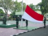 Pimpin Upacara Bendera Mingguan