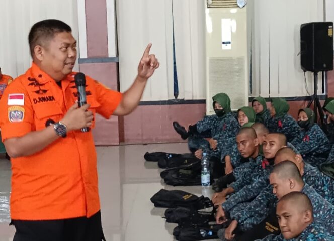 
 Kepala Basarnas Sulsel Bawakan Kuliah Umum di Polimarim Makassar