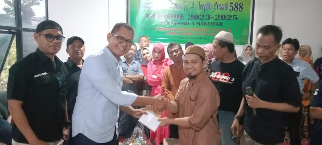 
 Bareng IKA 588, Yayasan Marwan Aras Center Berikan Al- Qur’an ke Panti Asuhan