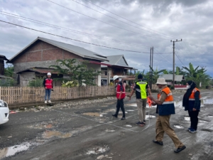 Jalan Rusak di Ruas Tanabatue – Sanrego – Palattae Bone Segera di Tangani
