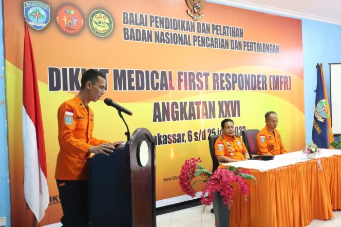 
 Deputi Operasi dan Siaga Basarnas Buka Diklat Medical First Responder (MFR) di Makassar