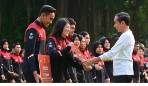 Presiden Jokowi Serahkan Bonus Apresiasi bagi Atlet SEA Games Ke-32