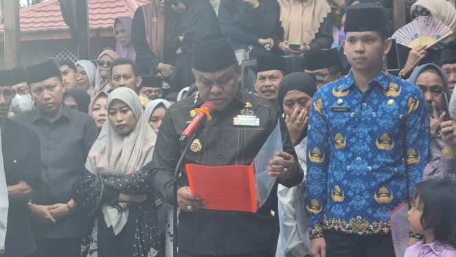 
 Bupati Bone Jadi Irup Pemakaman Jenazah Almarhum Andi Sumardi Sulaiman