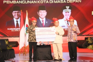 Hasil Rekomendasi Rakernas APEKSI XVI Diserahkan ke Capres Ganjar Pranowo, Anies Baswedan, Hingga Prabowo Subianto