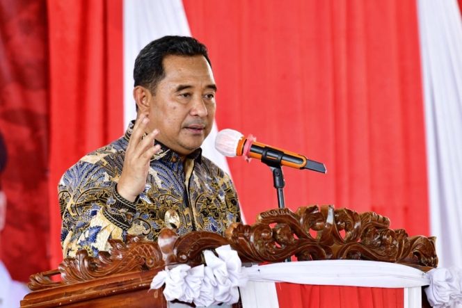 
 Bahtiar : Peluang menjadi petani Produktif Budidaya pisang untuk ekspor 65 Negara