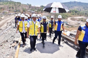 Tinjau Progres Bendungan Pamukkulu, Pj Gubernur Sulsel Dorong Pemanfaatan Lahan Tidur 
