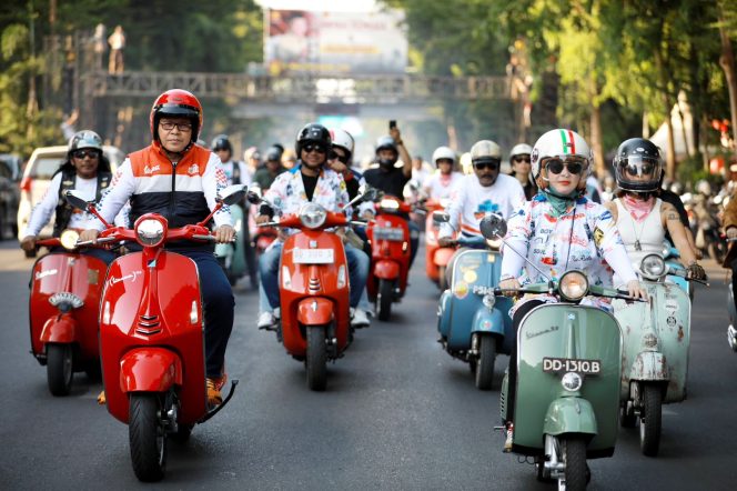 
 Danny Pomanto dan Fatmawati Rusdi Peringati Hari Sumpah Pemuda Bareng Skuteris se-Sulsel