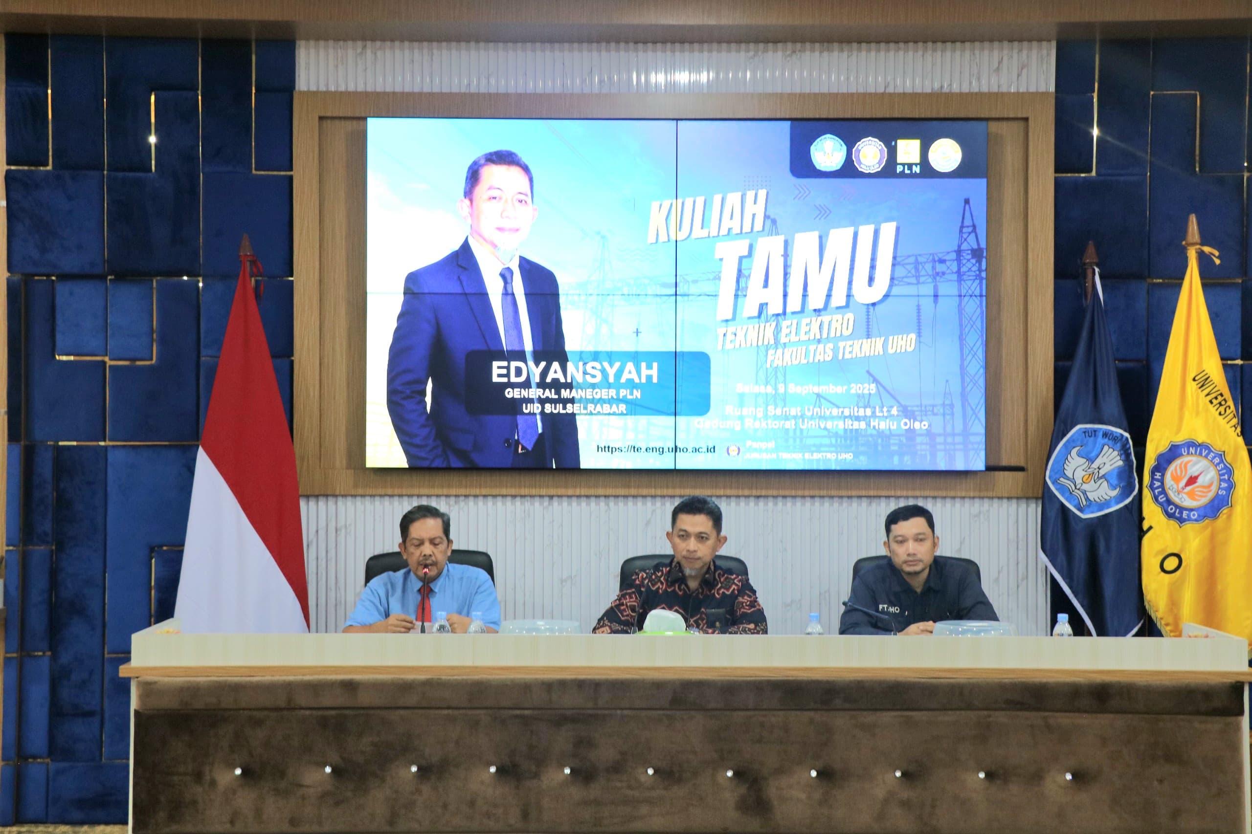 GM PLN UID Sulselrabar Paparkan Strategi Transisi Energi untuk Capai NZE 2060 di Kendari